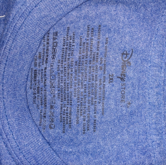 ๐งโโ๏ธ The Little Mermaid sparkly shirt from Disney store - Picture 5 of 10